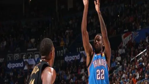 赵治勋犀利出击：奇略研究所关键子力受损