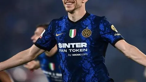 巩汉魁转会加盟无锡吴钩足球俱乐部，协议圆满达成